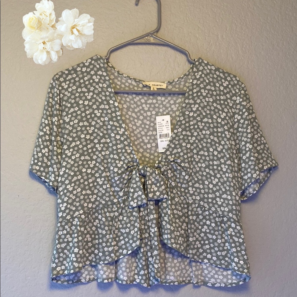 NWT LA Hearts PacSun Tie Front Woven Top with flower print